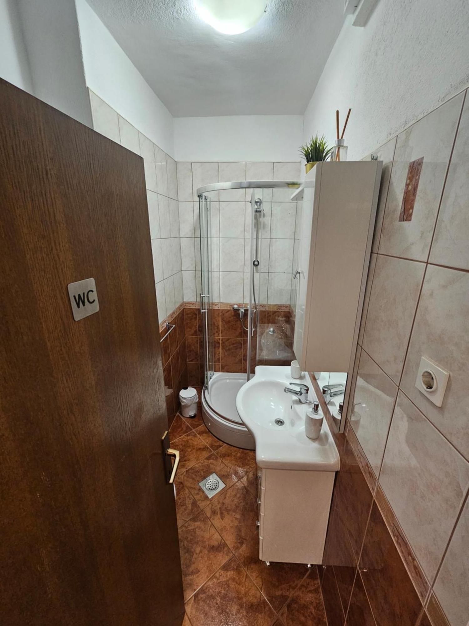 Apartments Grgic Trogir Exterior photo