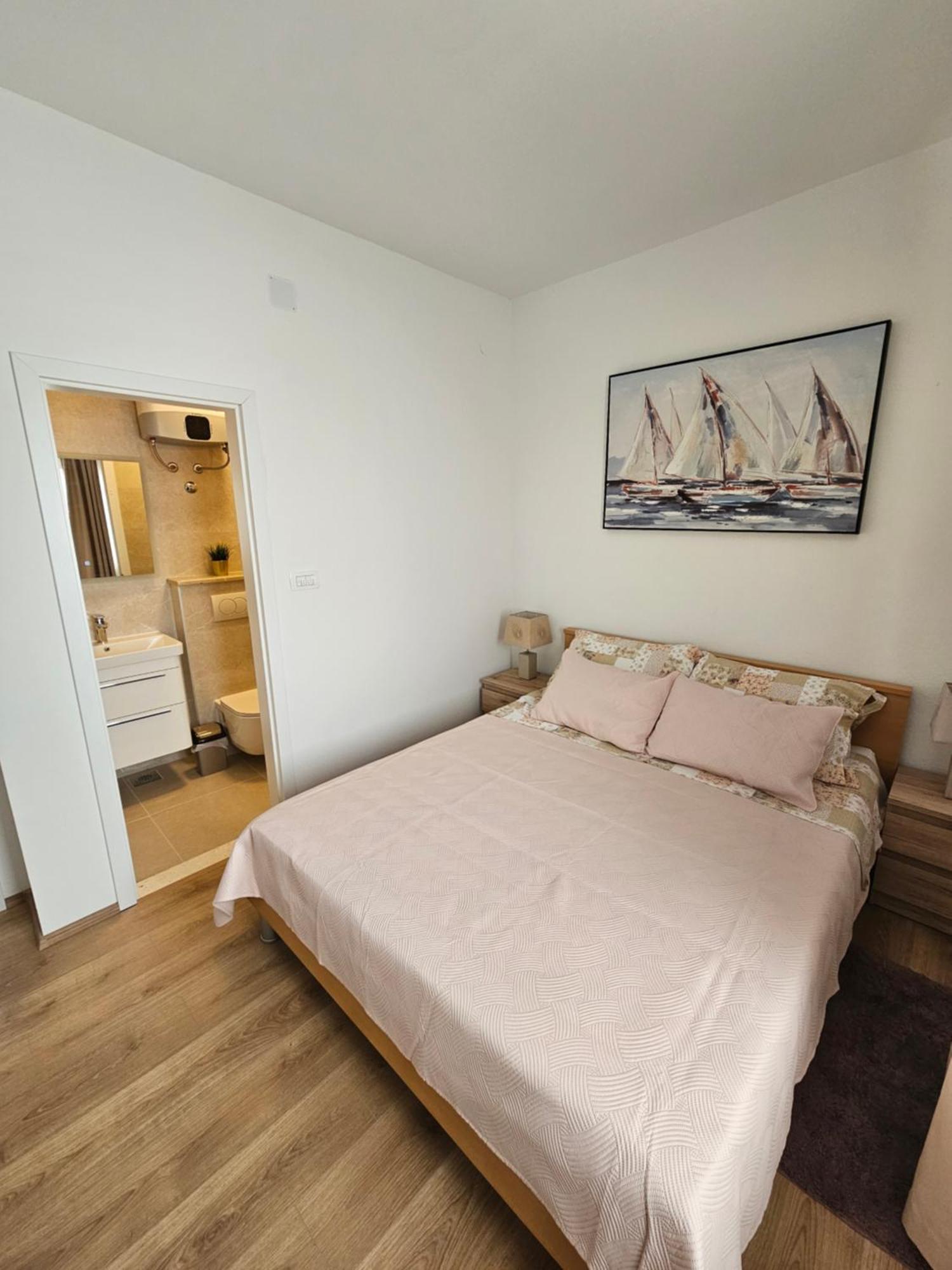 Apartments Grgic Trogir Exterior photo