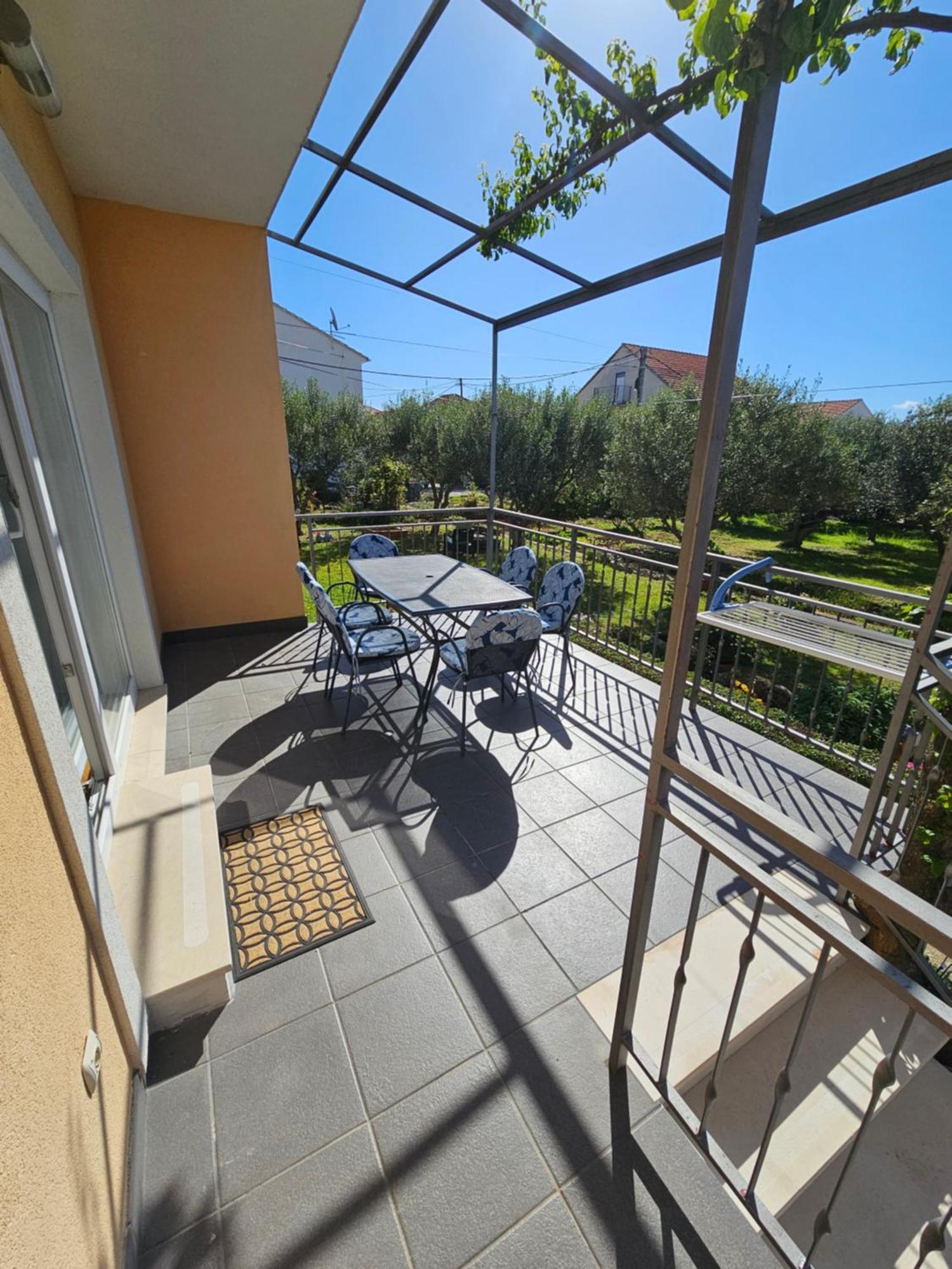 Apartments Grgic Trogir Exterior photo